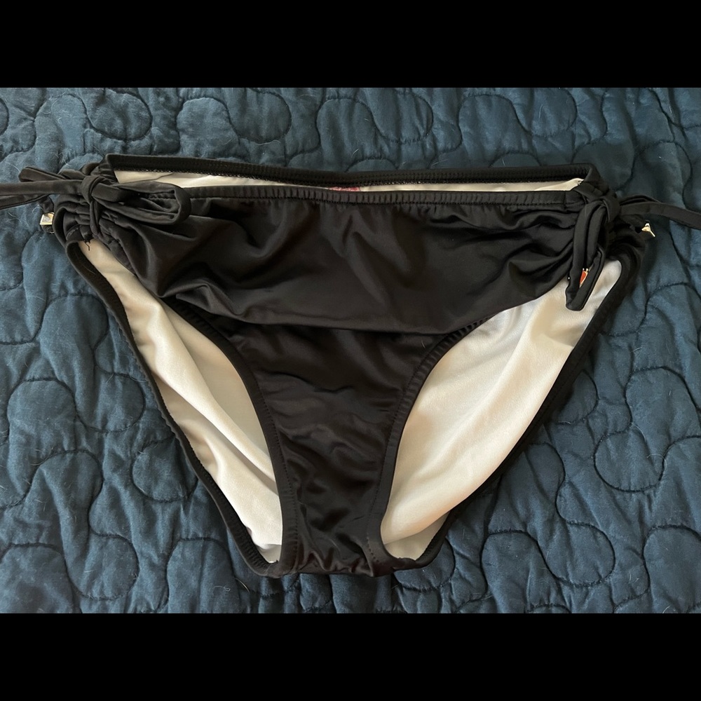 Venus black bikini bottoms